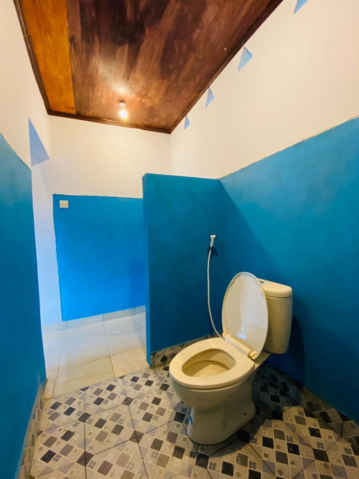 Diki Bungalows Kuta  エクステリア 写真
